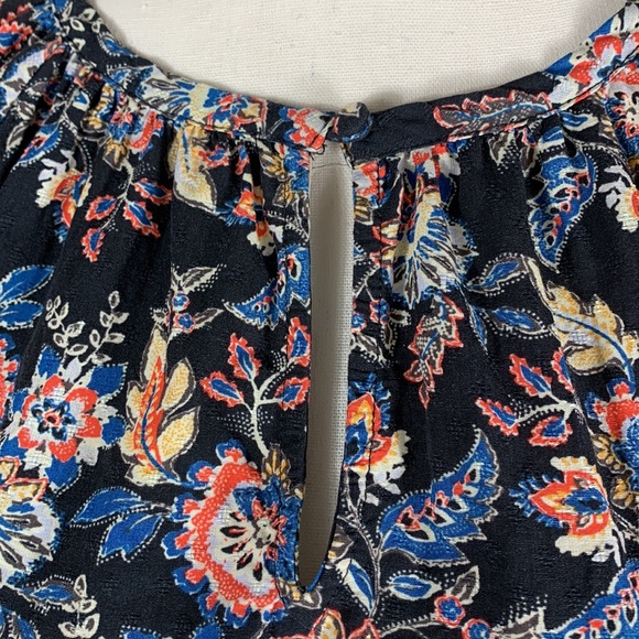 Roan + Ryan Black Floral Paisley V-neck Flutter Sleeve Top - Medium - Picture 4 of 10